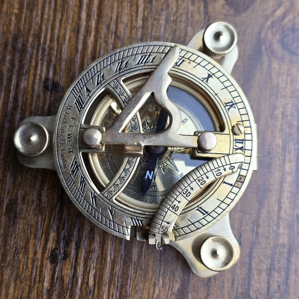 Vtg F.L. West London Brass Sundial Compass Nautical Reproduction w/ Wooden Box